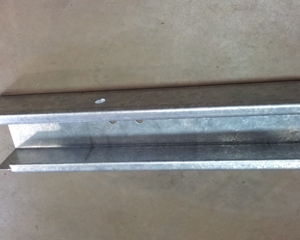 Exit channel left w/ 1 hole feed hopper for breeder